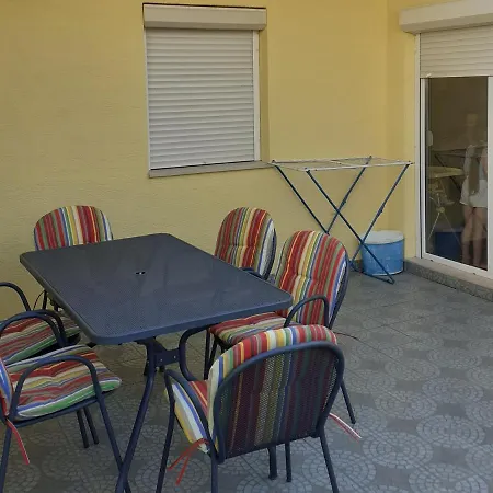 Apartment Apartman Ana Sofia