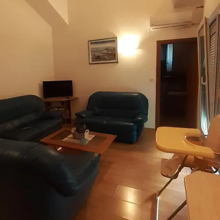 Apartman Ana Sofia * 마카르스카